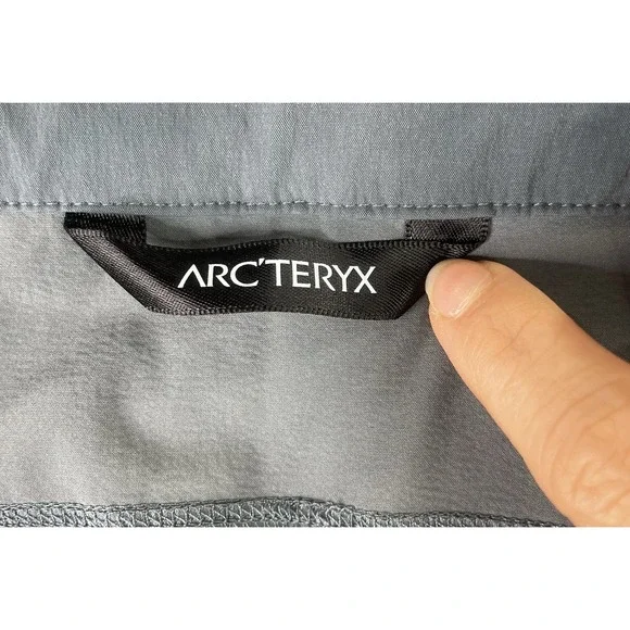 ARC'TERYX Pants Womens 8 Outdoor Gray Nylon Straight Leg Embroidered
